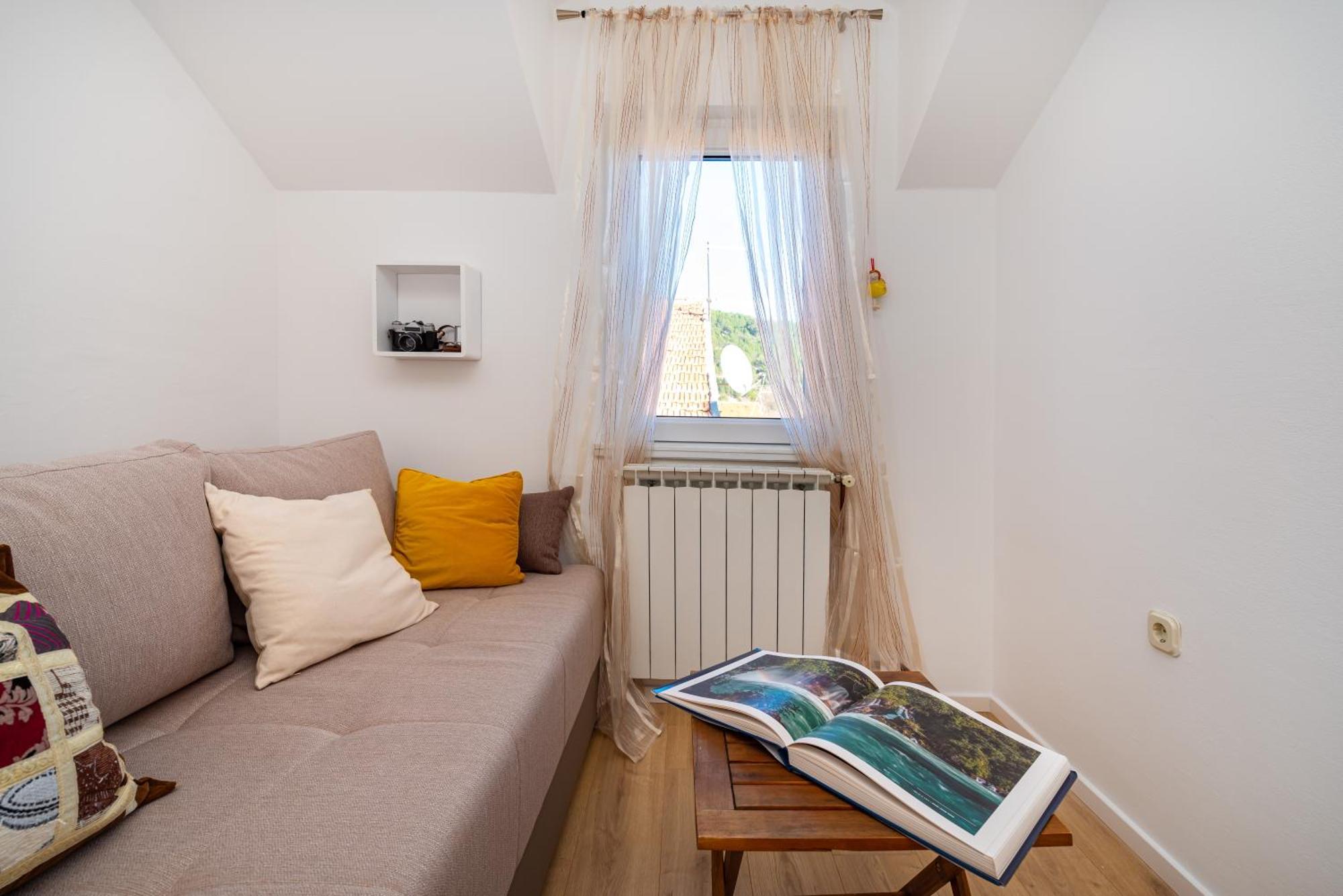 Mediterranean Terrace Apartment With Bikes & Sup Skradin Exterior foto